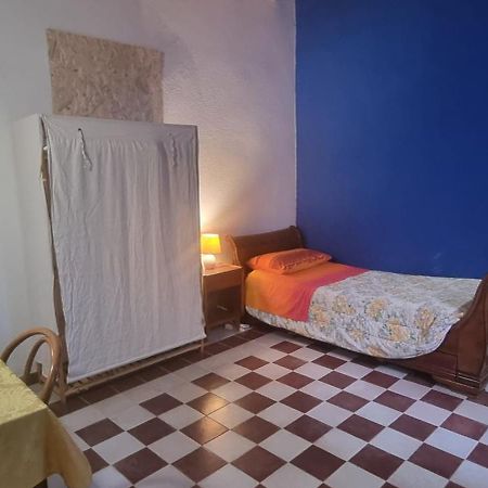 B&B Di Luisa Ledda Ales Экстерьер фото