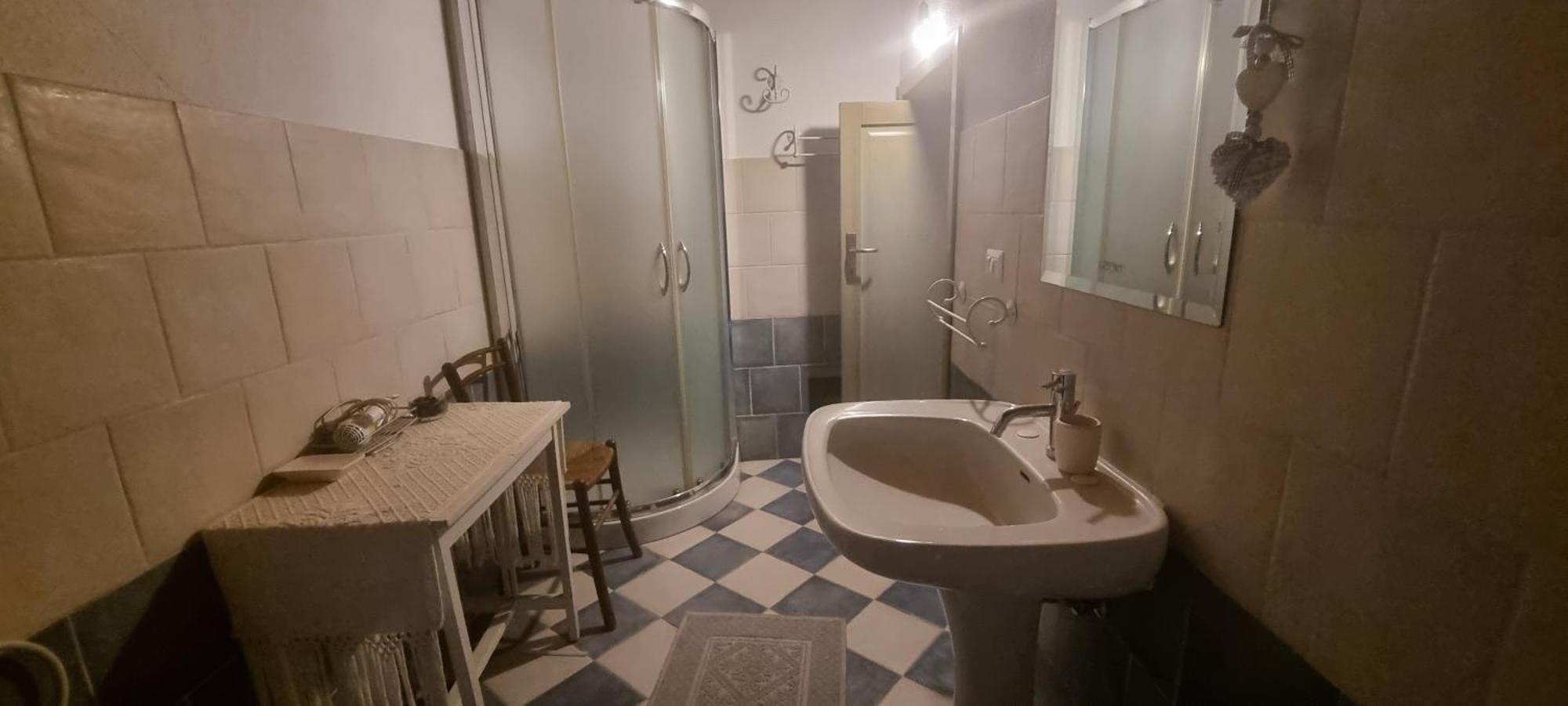 B&B Di Luisa Ledda Ales Экстерьер фото